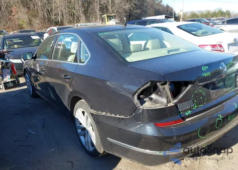 2018 Volkswagen Passat 2.0T Se from USA, damaged, VIN 1VWBA7A39JC019473